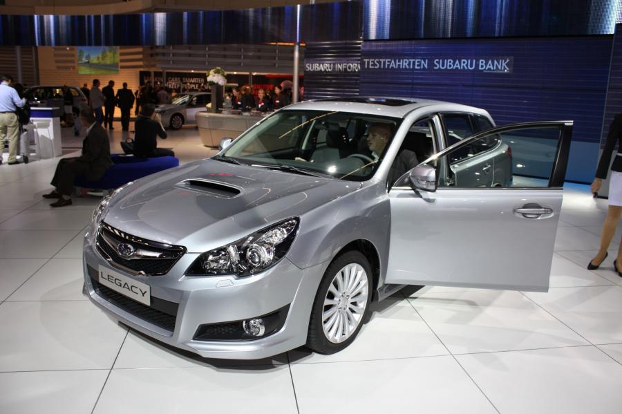  Subaru Legacy Touring Wagon 2010 года  (фото 17 из 39)